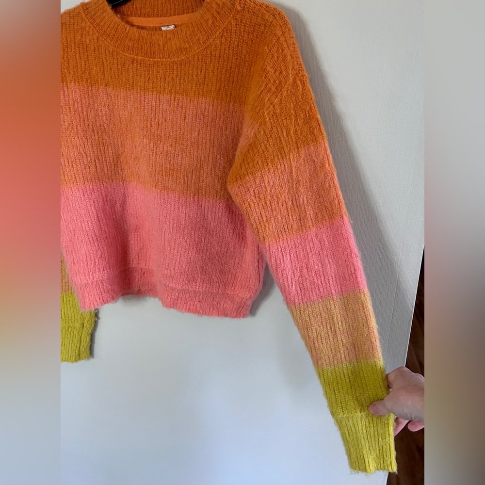 FREE PEOPLE Autumn Sky Pullover Sweater Fluffy Stripe Slouchy Boho Preppy Size S - Picture 5 of 9